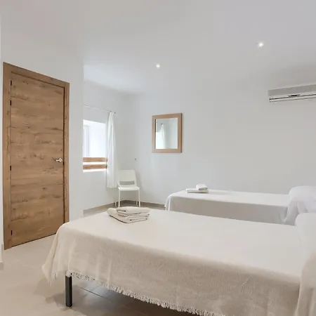 Camarroja By Sunvillas Mallorca بويينسا